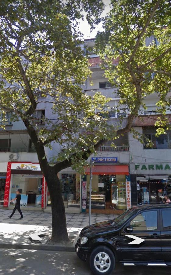 Central & Comfy 2 Bedroom * Tirana