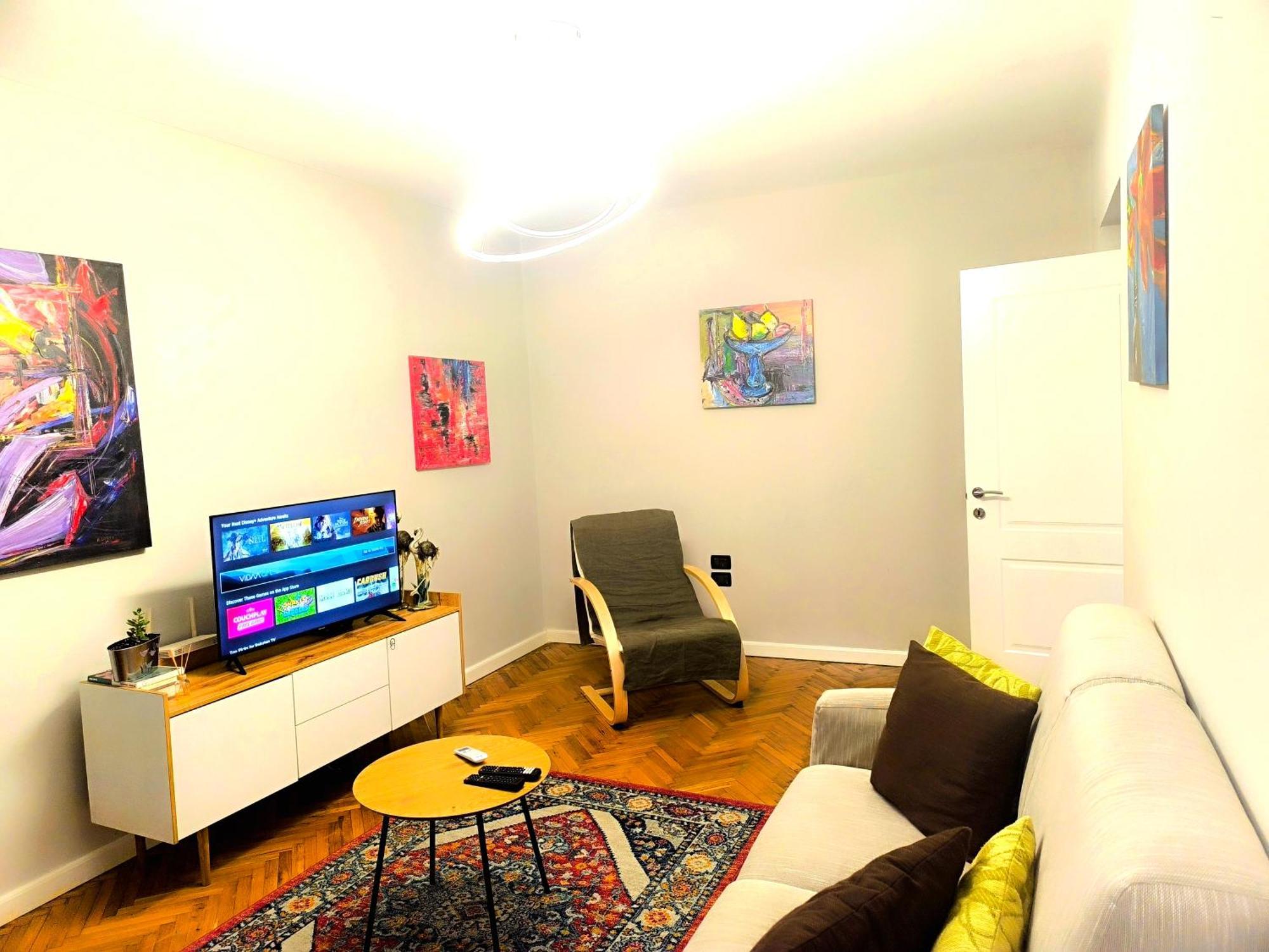 Appartamento Central & Comfy 2 Bedroom *
